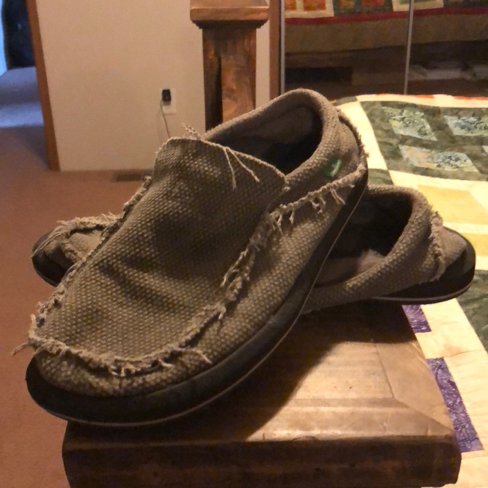 Men’s sanuks